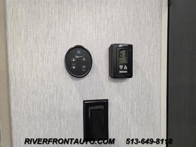 2024 Forest River Heritage Glen Hyper Lite 36FL 44 FEET   - Photo 31 - Middletown, OH 45042