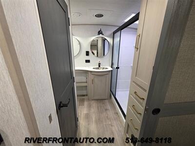 2024 Forest River Heritage Glen Hyper Lite 36FL 44 FEET   - Photo 14 - Middletown, OH 45042