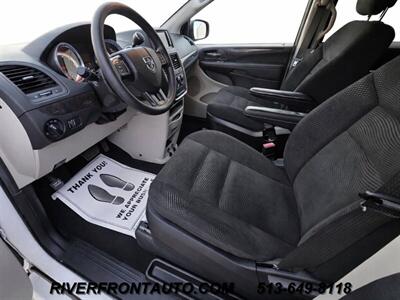 2020 Dodge Grand Caravan SE MOBILITY VAN - Photo 2 - Middletown, OH 45042