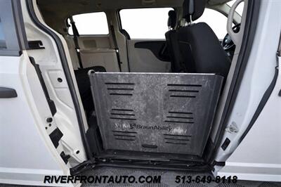 2020 Dodge Grand Caravan SE MOBILITY VAN - Photo 13 - Middletown, OH 45042