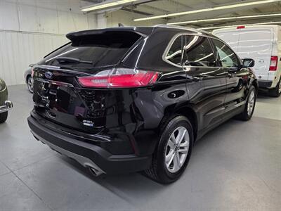 2020 Ford Edge SEL AWD 4dr Crossover   - Photo 2 - Middletown, OH 45042