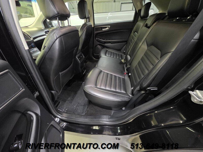 2020 Ford Edge SEL AWD 4dr Crossover - Photo 17 - Middletown, OH 45042