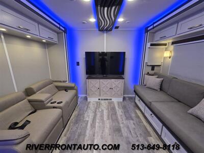 2023 Bolt Apollo 40S3 Custom Super C 8.9L - Photo 68 - Middletown, OH 45042