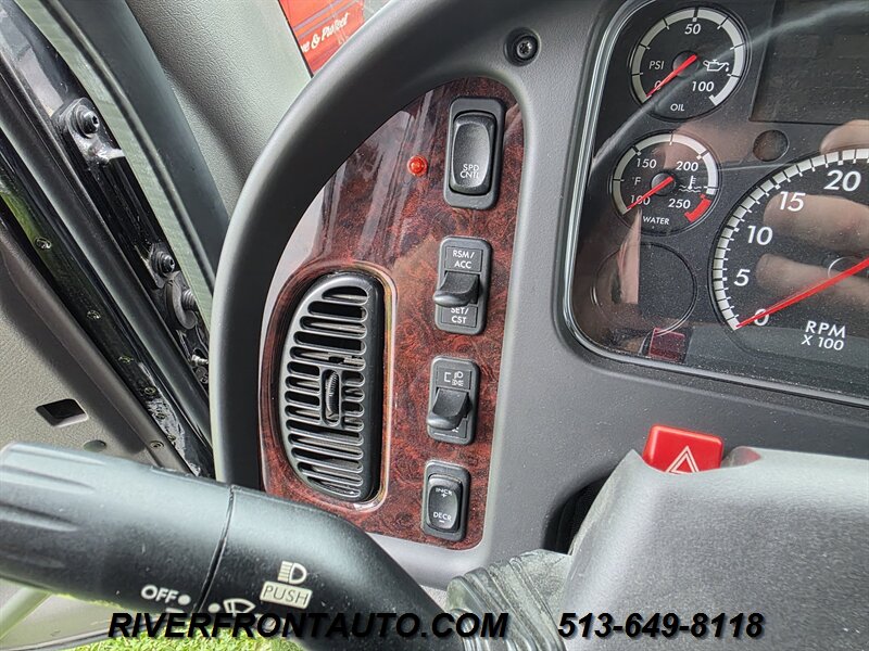 2023 Bolt Apollo 40S3 Custom Super C 8.9L - Photo 23 - Middletown, OH 45042