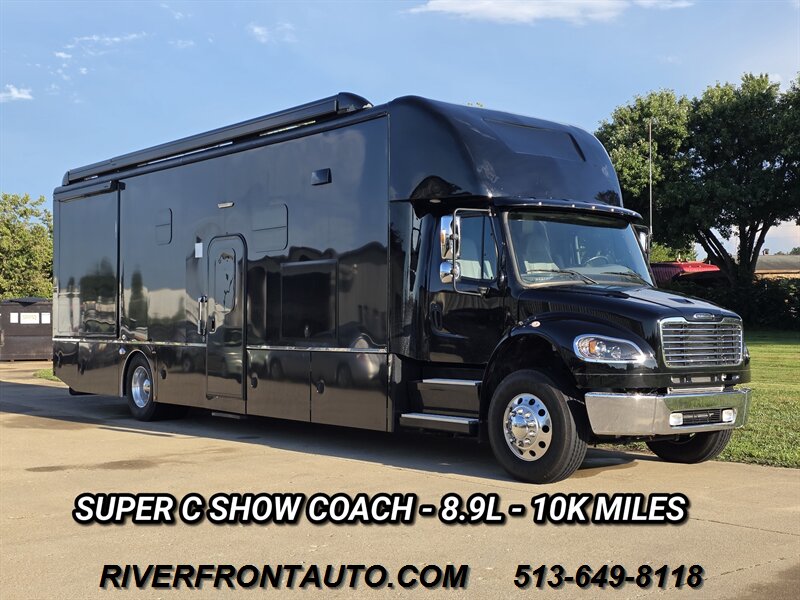 2023 Bolt Apollo 40S3 Custom ShowCoach 8.9L   - Photo 1 - Middletown, OH 45042