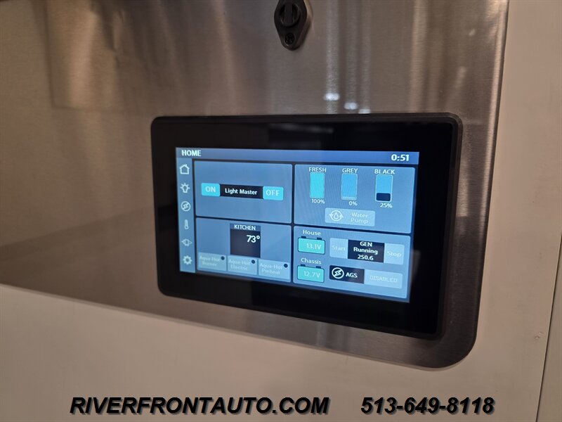 2023 Bolt Apollo 40S3 Custom Super C 8.9L - Photo 36 - Middletown, OH 45042