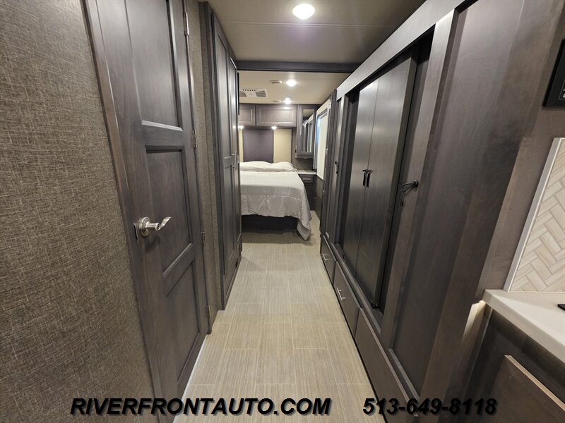 2021 Thor Palazzo 33.5 Diesel Pusher - Photo 32 - Middletown, OH 45042