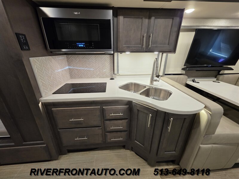 2021 Thor Palazzo 33.5 Diesel Pusher - Photo 15 - Middletown, OH 45042