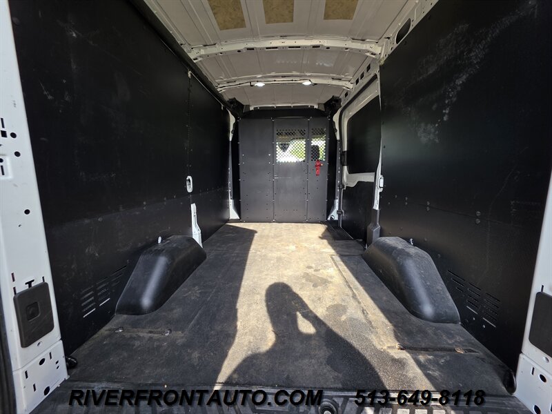 2019 Ford Transit T250 Medium Roof Cargo Van - Photo 14 - Middletown, OH 45042