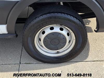 2019 Ford Transit T250 Medium Roof Cargo Van - Photo 16 - Middletown, OH 45042