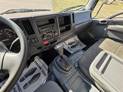 2021 Isuzu NPR 4X2 2dr 71.0 in. BBC Tilt Cab 109 212 WB - Photo 13 - Middletown, OH 45042