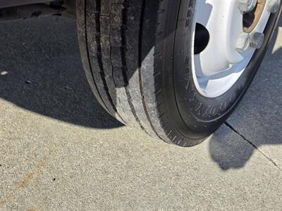 2021 Isuzu NPR 4X2 2dr 71.0 in. BBC Tilt Cab 109 212 WB - Photo 22 - Middletown, OH 45042