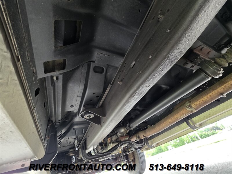 2001 Ford F-450 7.3L POWERSTROKE RUST FREE - Photo 5 - Middletown, OH 45042