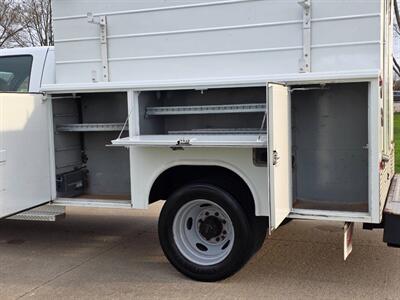 2001 Ford F-450 7.3L POWERSTROKE RUST FREE - Photo 11 - Middletown, OH 45042