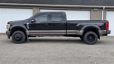 2019 Ford F-450 King Ranch FX4 Powerstroke   - Photo 2 - Middletown, OH 45042