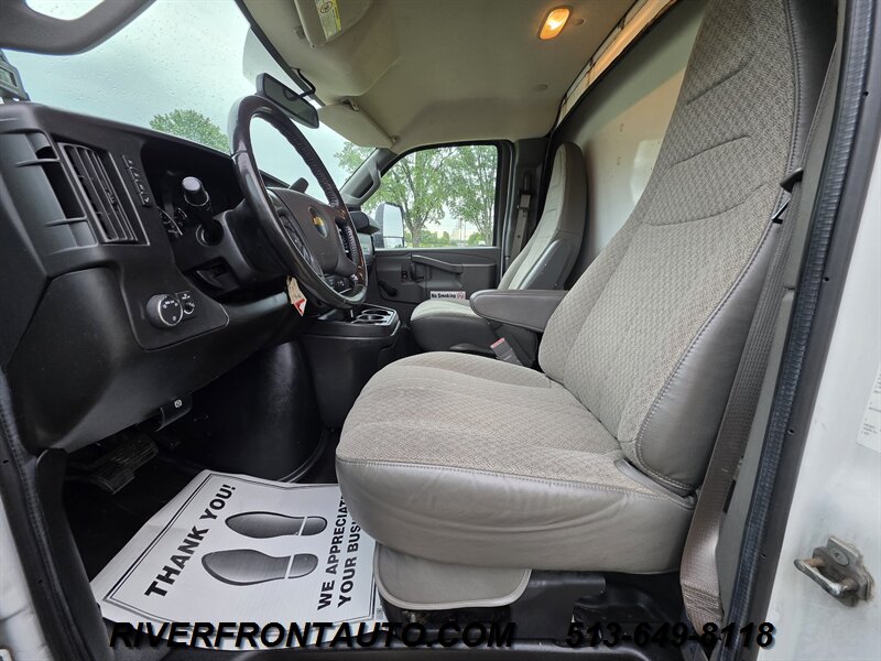 2021 Chevrolet Express 3500 Box Truck LIFTGATE - Photo 10 - Middletown, OH 45042