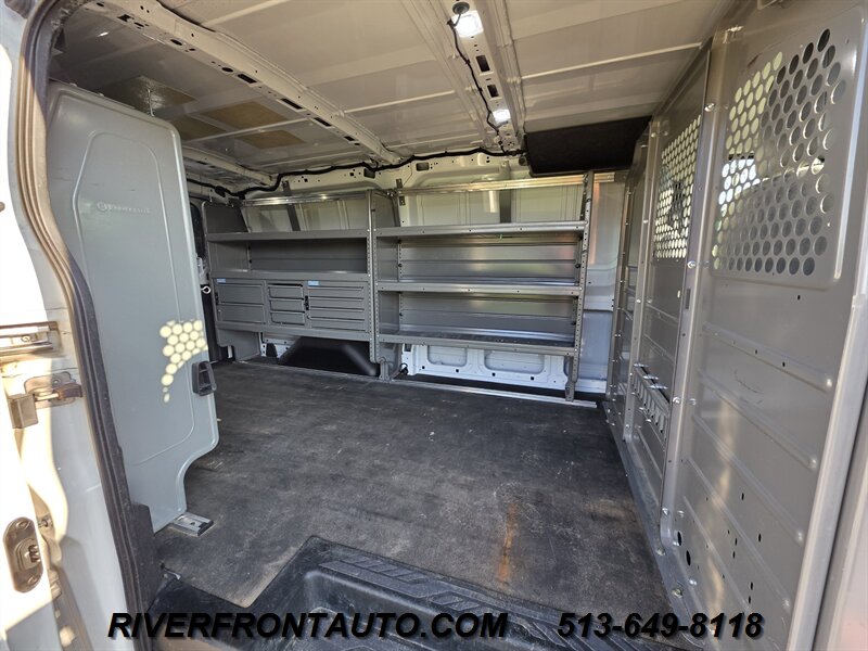 2019 Ford Transit 150 Cargo - Photo 17 - Middletown, OH 45042