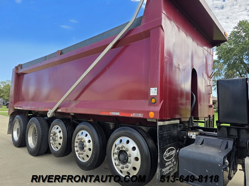 2016 Kenworth T880 Six Axle Dump Truck - Photo 31 - Middletown, OH 45042