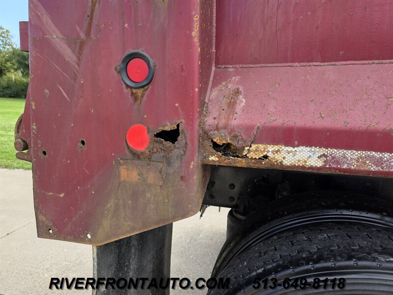 2016 Kenworth T880 Six Axle Dump Truck - Photo 19 - Middletown, OH 45042