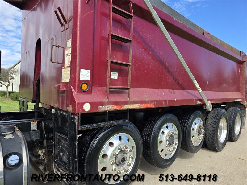 2016 Kenworth T880 Six Axle Dump Truck - Photo 28 - Middletown, OH 45042