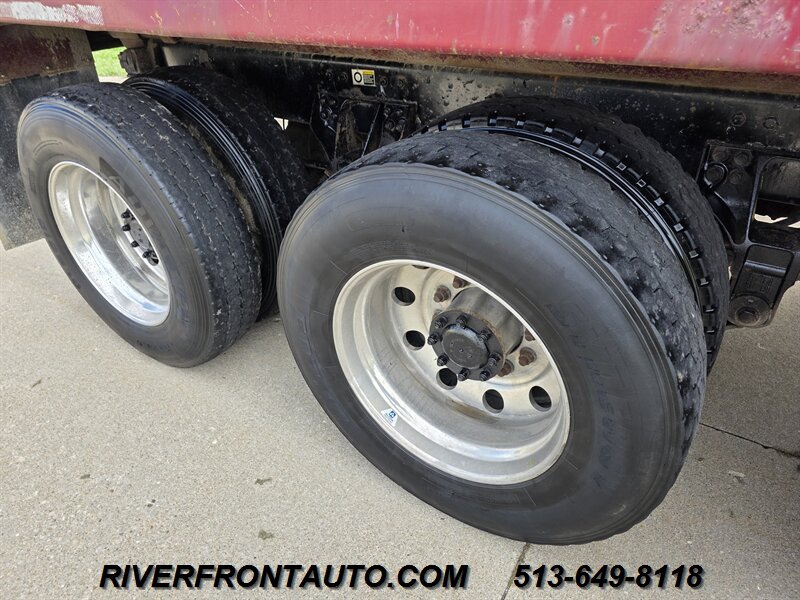 2016 Kenworth T880 Six Axle Dump Truck - Photo 36 - Middletown, OH 45042