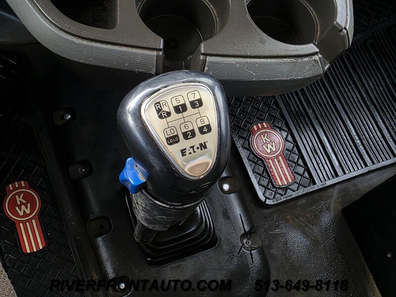 2016 Kenworth T880 Six Axle Dump Truck - Photo 11 - Middletown, OH 45042