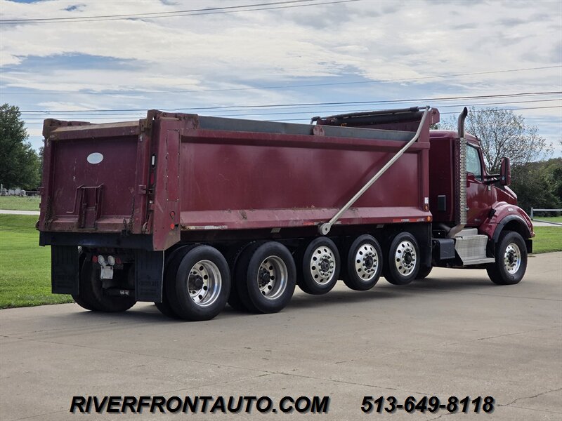 2016 Kenworth T880 Six Axle Dump Truck - Photo 5 - Middletown, OH 45042