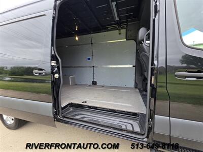 2022 Mercedes-Benz Sprinter 2500 4x4 Diesel Extended - Photo 19 - Middletown, OH 45042