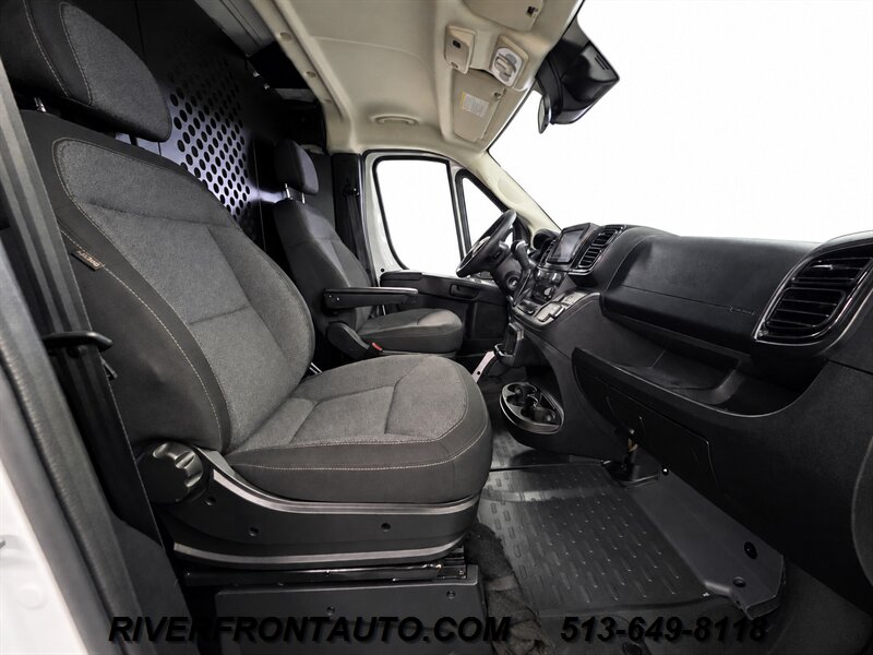 2025 RAM ProMaster 2500 Cargo Van - Photo 13 - Middletown, OH 45042