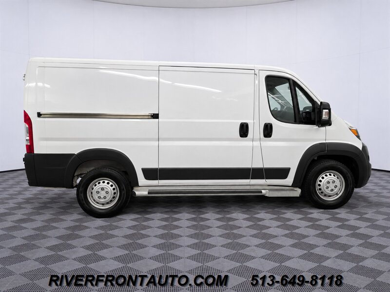 2025 RAM ProMaster 2500 Cargo Van - Photo 5 - Middletown, OH 45042