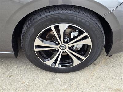 2023 Nissan Sentra SV 4dr Sedan   - Photo 26 - Middletown, OH 45042