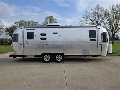 2018 Airstream Flying Cloud 25FB   - Photo 10 - Middletown, OH 45042