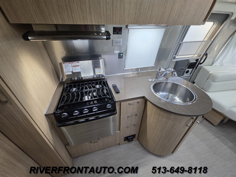 2018 Airstream Flying Cloud 25FB - Photo 15 - Middletown, OH 45042