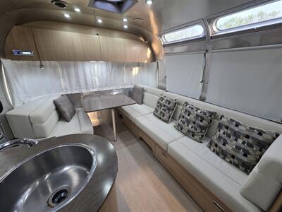 2018 Airstream Flying Cloud 25FB   - Photo 14 - Middletown, OH 45042