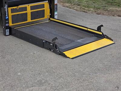 2017 Ford Transit 350 HD XL 3dr LWB High Roof DRW Extended Passenger   - Photo 34 - Middletown, OH 45042