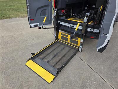 2017 Ford Transit 350 HD XL 3dr LWB High Roof DRW Extended Passenger   - Photo 22 - Middletown, OH 45042