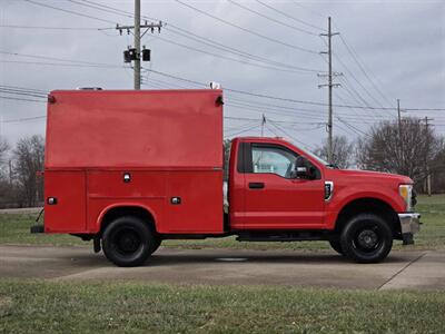 2017 Ford F-350 XL 4x4 2dr Regular Cab 145 in. WB DRW Chassis   - Photo 5 - Middletown, OH 45042