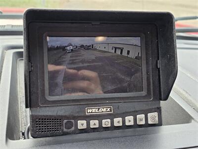 2017 Ford F-350 XL 4x4 2dr Regular Cab 145 in. WB DRW Chassis   - Photo 13 - Middletown, OH 45042