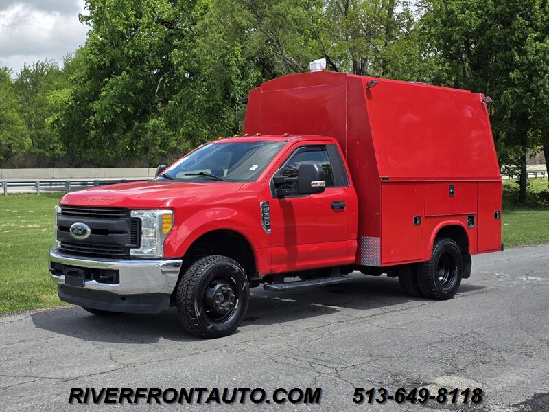 2017 Ford F-350 Super Duty Chassis Cab XL