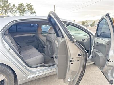 2012 Chevrolet Malibu LT   - Photo 3 - Socorro, TX 79927