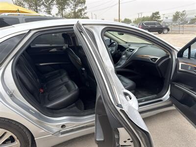 2013 Lincoln MKZ/Zephyr   - Photo 3 - Socorro, TX 79927