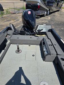 2020 LUND 2075 PRO GUIDE Bunk Trailer   - Photo 3 - Bemidji, MN 56601