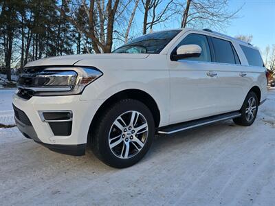2022 Ford Expedition MAX Limited   - Photo 2 - Bemidji, MN 56601