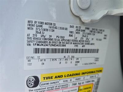 2022 Ford Expedition MAX Limited   - Photo 12 - Bemidji, MN 56601