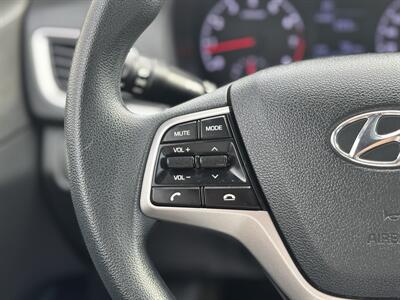 2020 Hyundai ACCENT Essential   - Photo 18 - Edmonton, AB T6B 0B7