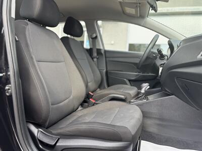 2020 Hyundai ACCENT Essential   - Photo 11 - Edmonton, AB T6B 0B7