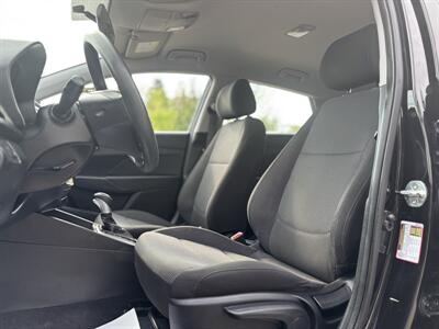 2020 Hyundai ACCENT Essential   - Photo 12 - Edmonton, AB T6B 0B7