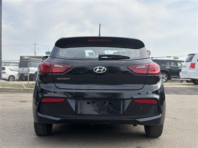 2020 Hyundai ACCENT Essential   - Photo 4 - Edmonton, AB T6B 0B7