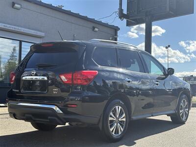 2017 Nissan Pathfinder SV   - Photo 3 - Edmonton, AB T6B 0B7