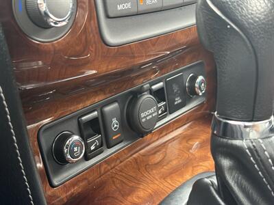 2015 INFINITI QX80 *One Owner* - Photo 32 - Edmonton, AB T6B 0B7